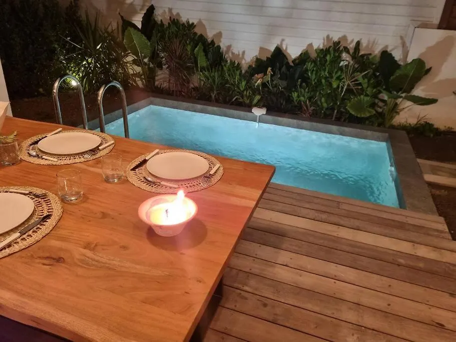 Bungalow Neuf & Intimiste Avec Piscine Saint-Jean Casa de Férias